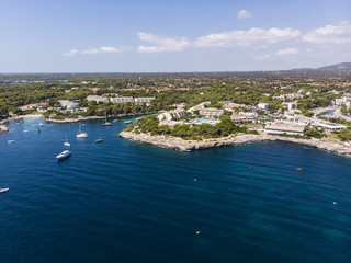 Luftaufnahme, Spanien, Balearen, Mallorca, Küste von Porto Petro Region Cala D' or , Gemeinde Santanyi,  mit Häusern und Villen