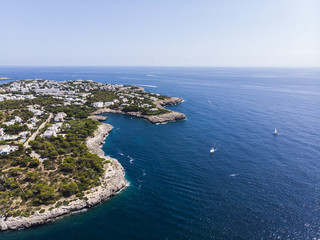 Luftaufnahme, Spanien, Balearen, Mallorca, Küste von Porto Petro Region Cala D' or , Gemeinde Santanyi,  mit Häusern und Villen