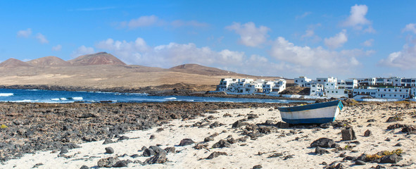 Lanzarote - Caleta del caballo / Canarias ( Spain )