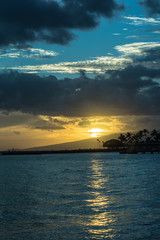 Fototapeta na wymiar Sunset at Waikiki Beach, Oahu, Hawaii