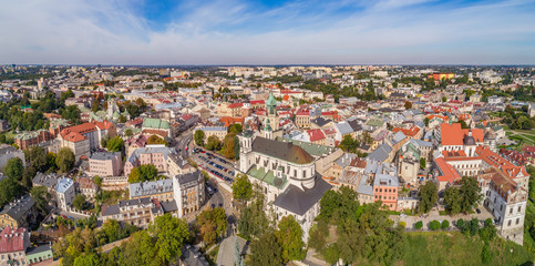 Panoram starego miasta w Lublinie. Lublin widziany z lotu ptaka. Turystyczna część miasta Lublin. © art08