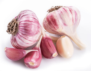 Garlic bulbs and garlic cloves.