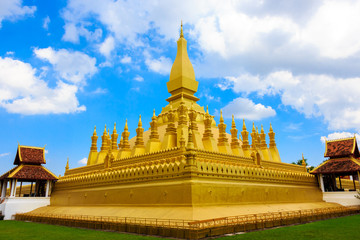 Fototapeta na wymiar Pha That Luang temple. Golden stupa. Vientiane. Laos.