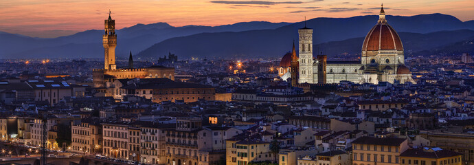 Vue de la ville de Florence la nuit