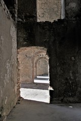 Obraz premium Forte Interrotto dominuje z góry na płaskowyżu Asiago, w prowincji Vicenza w północnych Włoszech.