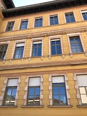 palazzo storico finestre costruzione città