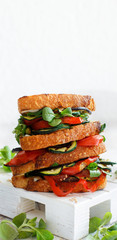 Sandwich with grilled vegetables
