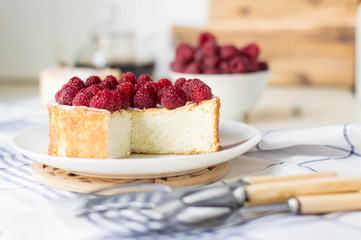 cottage cheese pie with raspberry