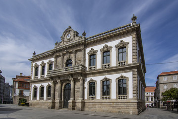 Fototapeta na wymiar Fachada del ayuntamiento de Pontevedra