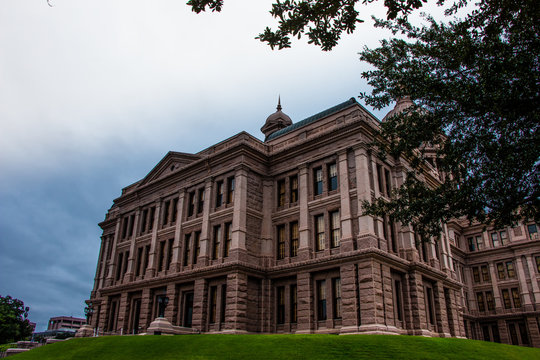 Walking Around The Side View Capitol Building Texas