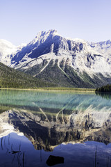 BEAUTIFULL VIWE OF EMERALD LAKE, YOHO NATIONAL PARK,BC, CANADA