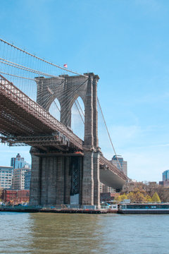 Fototapeta Brooklyn bridge from a ferry