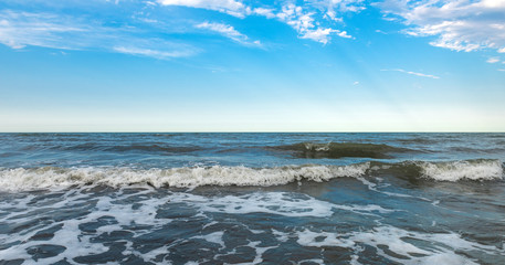 Skyline over the sea, clear sky