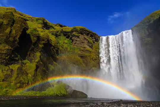 Waterfall with rainbow © Kota Irie