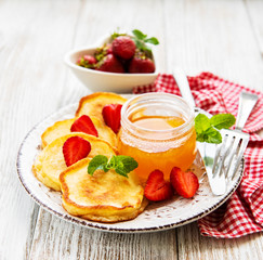 Delicious pancakes with strawberry