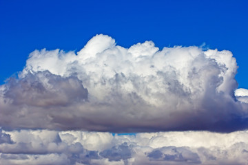 Dark cumulus clouds 