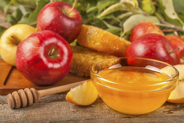 Healthy natural honey, with organic apples. The concept of natural nutrition.