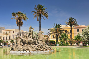 Triton fountain on the Piazza Vittorio Emanuele II in Trapani, Sicily, Italy. - obrazy, fototapety, plakaty