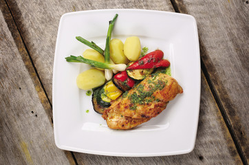 Pierś z kurczaka z ziemniakami