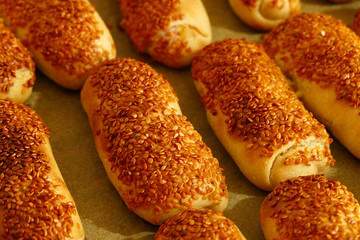 homemade pastries, to enjoy tea with sesame bagels in the oven,

