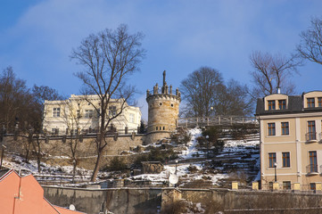 Cat Memorial (Cat Tower) and Karlovy Vary view, Czech Republic
