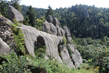 Rocks in Tustan