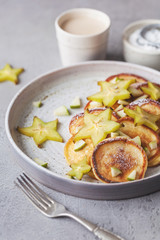 pancakes with carom and pear