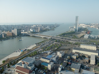 Obraz premium 新潟の街と信濃川河口