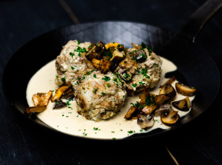 Semmelknödel mit Schwammerl