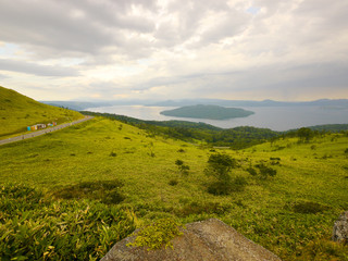 Obraz premium Aerial view of Kussharo lake from Bihoro peak, Hokkaido, Japan
