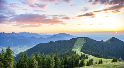 Abendstimmung in den bayrischen Alpen