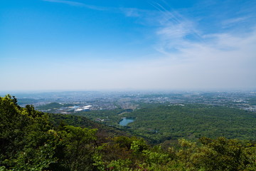 Fototapeta na wymiar 弥勒山の頂上から見た風景
