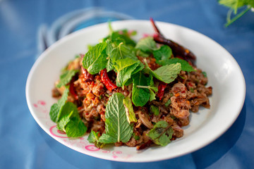 Spicy pork with spicy, with glutinous rice.