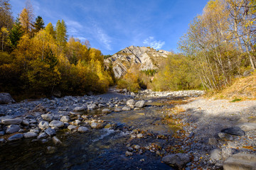 Paysage Alpin en automne. Le Verdon, Allos, Alpes de Haute Provence.