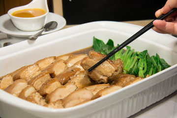 braised pork in soya sauce