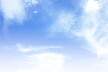 Fototapeta premium Sky background is vast with white clouds.