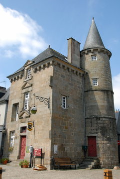 Ville de Combourg, Ch&acirc;teau de Combourg (XIIe-XVe) class&eacute; Monument Historique, d&eacute;partement d'Ille-et-Vilaine, Bretagne, France