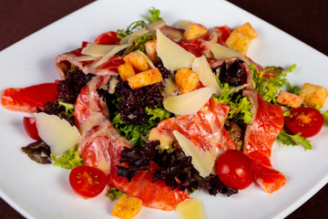 Salmon salad with mustard sauce