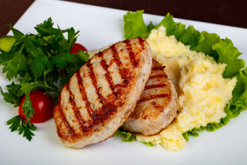 Grilled pork cutlet