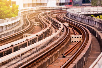 Fototapeta na wymiar Skytrain railroad tracks with building background.