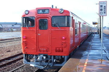 Obraz premium 氷見線 キハ47