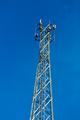 Mobile reciever and transmitter antenna tower