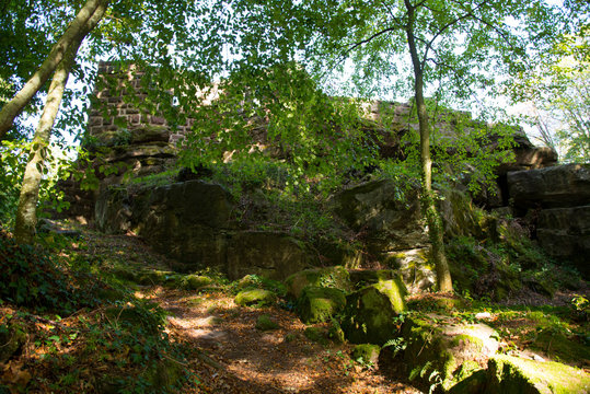 Burgruine L&uuml;tzelhardt bei Seelbach im Schuttertal/Schwarzald