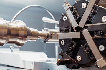 cnc lathe tool turret © nordroden