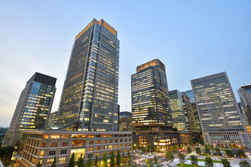 Obraz premium 丸の内の高層ビル群 High-rise buildings of twilight - Marunouchi , Tokyo, Japan
