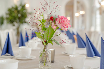 helle, romantische Tischdekoration