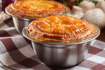 Fresh beef stew pie