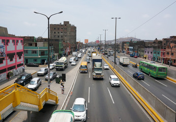 ペルーのリマの国道