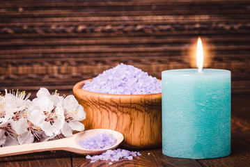 Spa candle and salt.