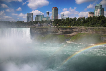 Obraz premium Bautiful view of Niagara Falls with Rainbow from New York State, USA